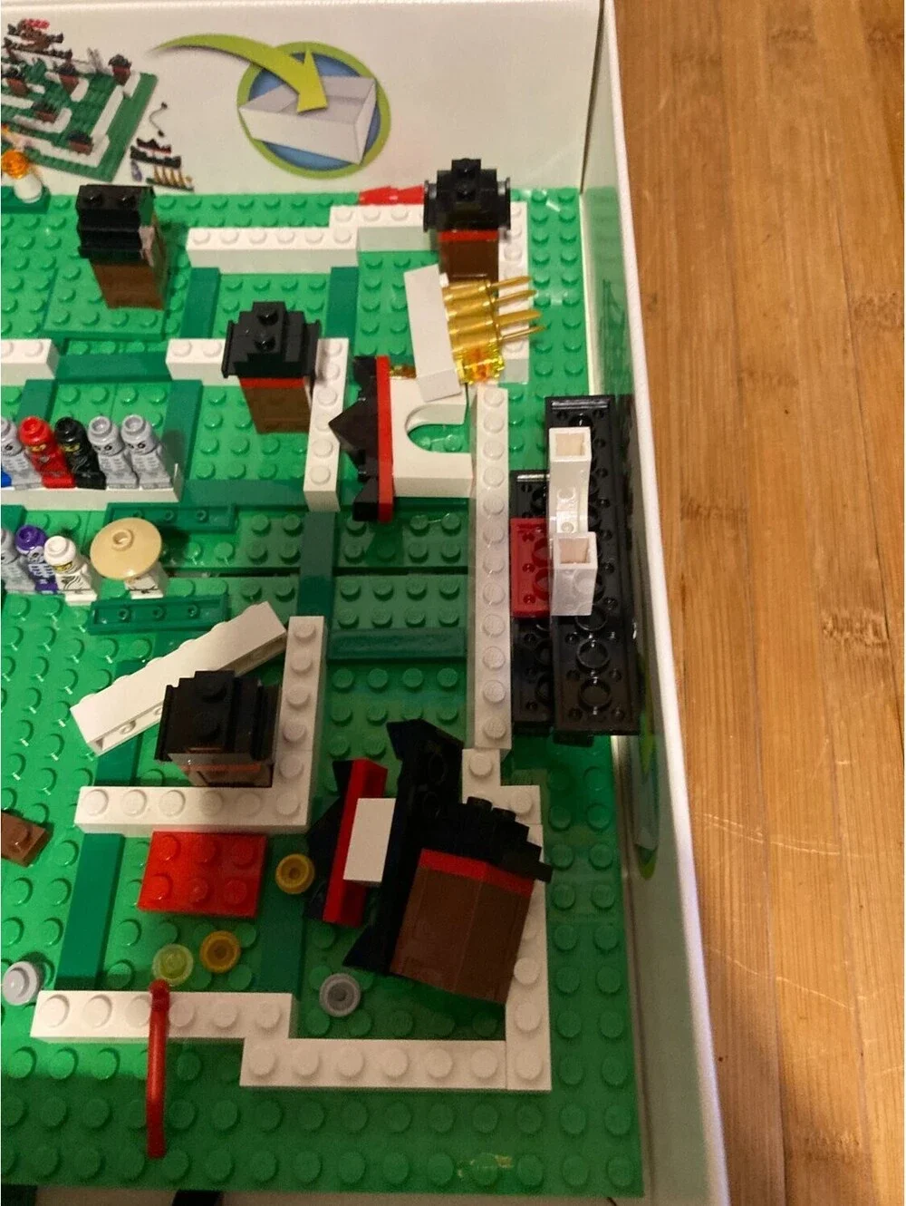 Lego Games Ninjago The Board Game 3856 Building Set w/ Box Die Microfigures
